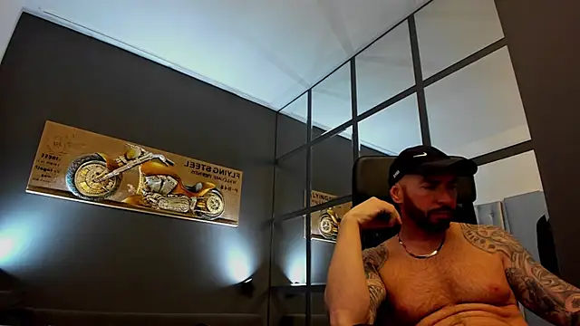 Snapshot of AronGrant chatting on March 20, 2025, 11:38 am AronGrant online show from March 20, 2025, 11:38 am