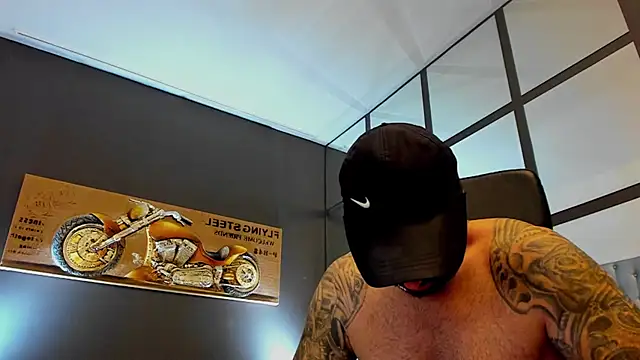 Snapshot of AronGrant chatting on June 30, 2026, 9:31 am AronGrant online show from June 30, 2026, 9:31 am