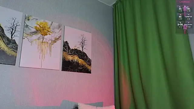 doll lol  online show from February 4, 2025, 6:27 pm