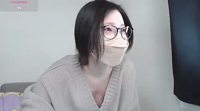  NOA-chan  online show from February 22, 2025, 3:47 pm