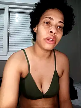 Snapshot of Su_Duarte_1 chatting on November 29, 2025, 10:43 pm Su Duarte 1 online show from November 29, 2025, 10:43 pm