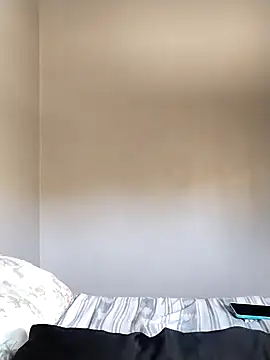 Snapshot of Su_Duarte_1 chatting on October 23, 2025, 7:56 pm Su Duarte 1 online show from October 23, 2025, 7:56 pm