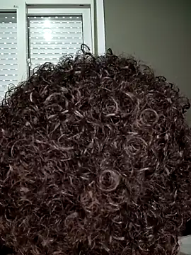 Snapshot of Su_Duarte_1 chatting on November 23, 2025, 9:25 pm Su Duarte 1 online show from November 23, 2025, 9:25 pm