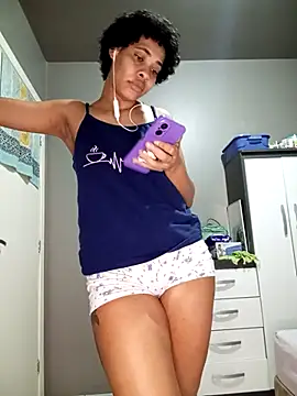 Snapshot of Su_Duarte_1 chatting on November 22, 2025, 10:08 pm Su Duarte 1 online show from November 22, 2025, 10:08 pm