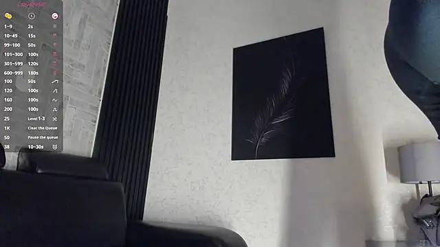 Lil Curved online show from October 30, 2025, 12:14 pm