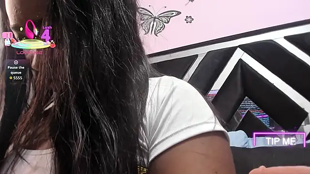 GabyyJones online show from March 26, 2026, 11:35 pm