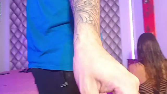 CoupleSwingerLatin online show from April 21, 2026, 3:18 pm