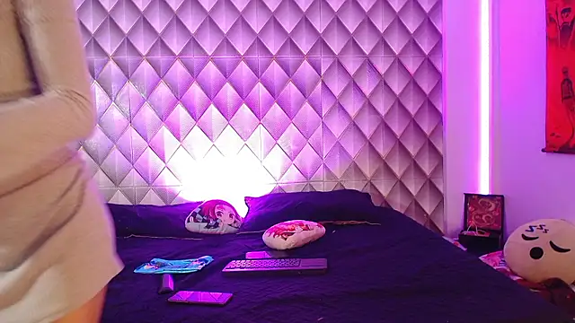 CoupleSwingerLatin online show from January 7, 2026, 7:02 am