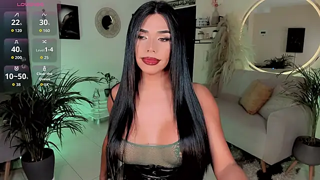 Snapshot of Franciis_4u chatting on June 12, 2026, 3:59 am Franciis 4u online show from June 12, 2026, 3:59 am
