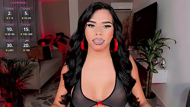 Snapshot of Franciis_4u chatting on July 10, 2026, 2:00 am Franciis 4u online show from July 10, 2026, 2:00 am