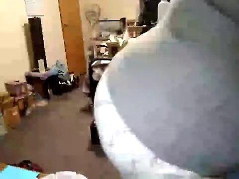 Snapshot of missthickness35_Pika chatting on March 7, 2025, 6:35 am missthickness35 Pika online show from March 7, 2025, 6:35 am