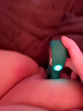 Snapshot of missthickness35_Pika chatting on December 16, 2024, 9:35 am missthickness35 Pika online show from December 16, 2024, 9:35 am