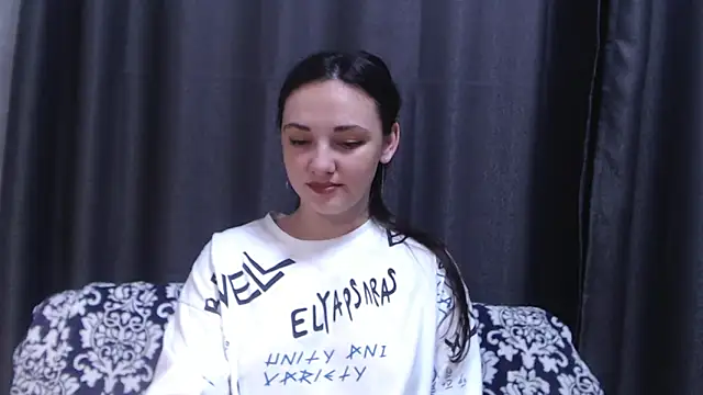 Snapshot of StacyMind chatting on October 12, 2025, 6:42 pm StacyMind online show from October 12, 2025, 6:42 pm