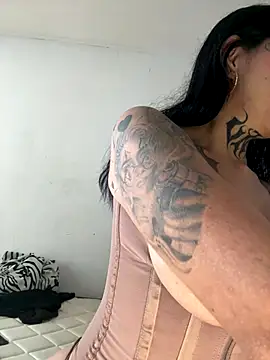 Snapshot of AbbyFtLuna chatting on October 8, 2025, 6:19 pm AbbyFtLuna online show from October 8, 2025, 6:19 pm