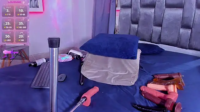 sarayhorny69 online show from January 31, 2025, 8:54 pm