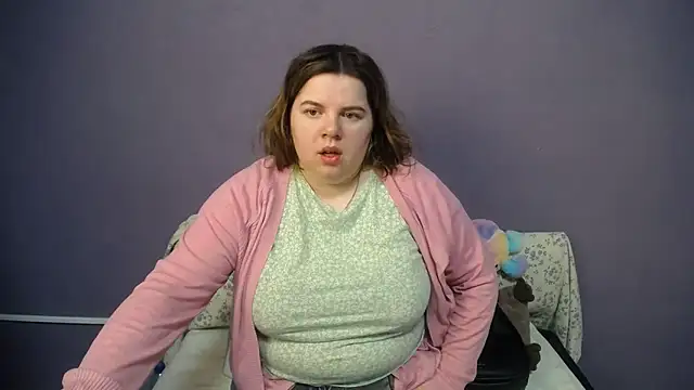 so shy online show from April 19, 2026, 6:25 am