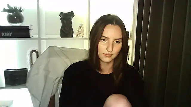 Snapshot of X_Alisa chatting on July 24, 2026, 6:37 pm X Alisa online show from July 24, 2026, 6:37 pm