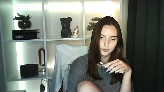Snapshot of X_Alisa chatting on August 8, 2026, 6:15 pm X Alisa online show from August 8, 2026, 6:15 pm