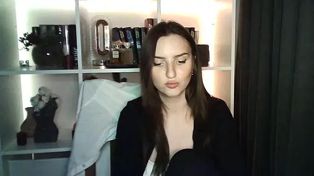 X Alisa online show from April 3, 2026, 6:36 pm