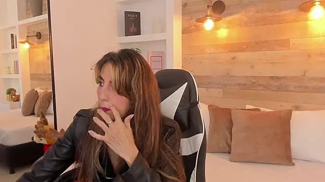 Snapshot of candy_summer28 chatting on November 26, 2025, 6:52 pm candy summer28 online show from November 26, 2025, 6:52 pm