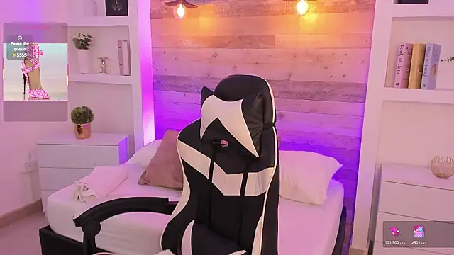 candy summer28 online show from January 9, 2026, 7:21 pm