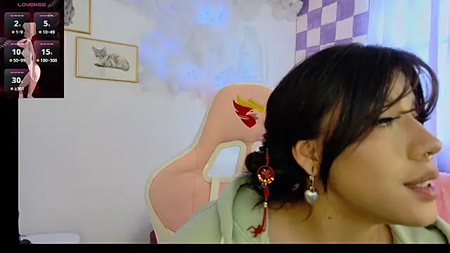Snapshot of Ag4ta_ chatting on February 10, 2025, 10:40 pm Ag4ta  online show from February 10, 2025, 10:40 pm