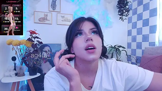 Snapshot of Ag4ta_ chatting on March 7, 2025, 9:27 pm Ag4ta  online show from March 7, 2025, 9:27 pm