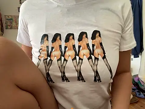 xxxYUKARIxxx online show from April 18, 2026, 3:14 pm