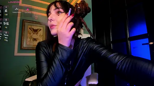 1Munique online show from October 27, 2025, 4:30 pm