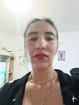 Snapshot of christine-x chatting on May 23, 2026, 10:42 pm christine-x online show from May 23, 2026, 10:42 pm