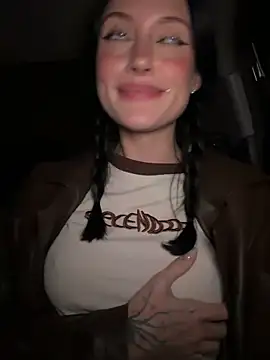 Melissa crazy online show from April 18, 2026, 7:40 pm