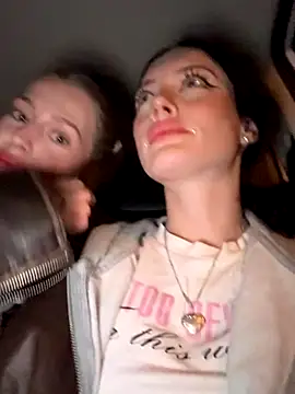 Snapshot of Melissa_crazy chatting on November 1, 2025, 3:28 pm Melissa crazy online show from November 1, 2025, 3:28 pm