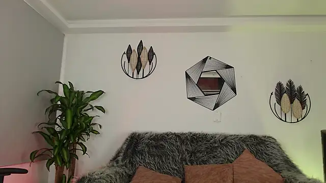 Snapshot of Mayli-x chatting on March 15, 2025, 8:21 pm Mayli-x online show from March 15, 2025, 8:21 pm