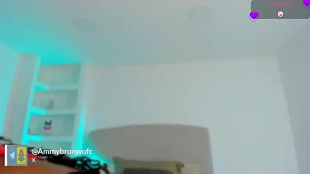 Ammy xx online show from October 25, 2025, 8:20 pm