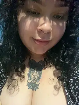 Snapshot of Kimberliprivv chatting on June 9, 2026, 3:35 pm Kimberliprivv online show from June 9, 2026, 3:35 pm