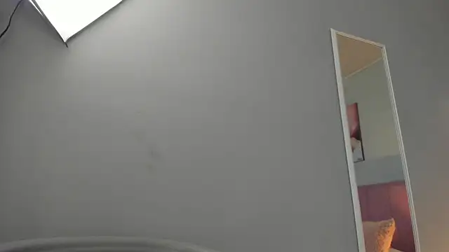 ScarletGV online show from February 12, 2026, 6:13 am