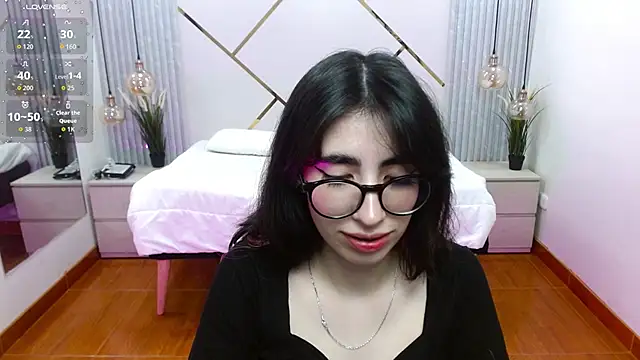 LenaRoses online show from September 10, 2025, 9:03 pm