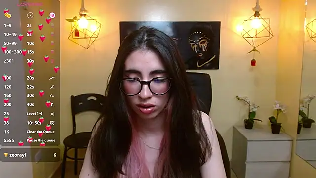 LenaRoses online show from February 6, 2025, 10:53 pm