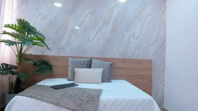 alice greco online show from October 12, 2025, 3:02 pm