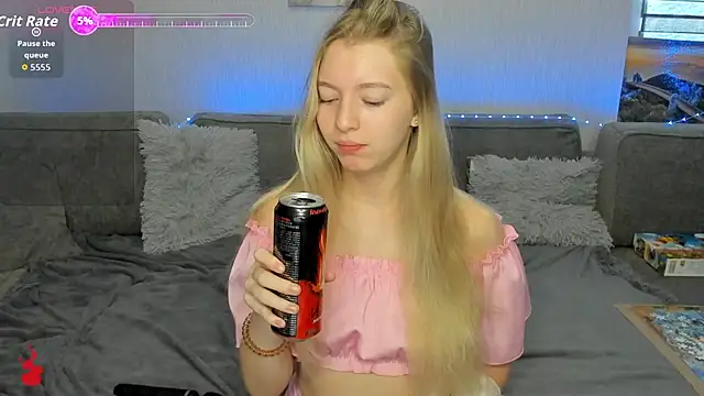 Snapshot of Drive-Crazy- chatting on September 21, 2025, 4:28 am Drive-Crazy- online show from September 21, 2025, 4:28 am