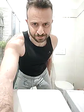 Snapshot of gilera250s chatting on March 10, 2025, 4:46 pm gilera250s online show from March 10, 2025, 4:46 pm