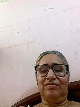 Snapshot of _candi chatting on November 27, 2025, 4:51 pm candi online show from November 27, 2025, 4:51 pm