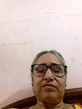 Snapshot of _candi chatting on November 26, 2025, 4:40 pm candi online show from November 26, 2025, 4:40 pm