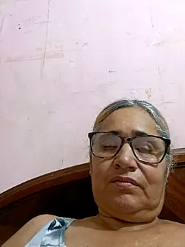 Snapshot of _candi chatting on October 28, 2025, 1:17 am candi online show from October 28, 2025, 1:17 am