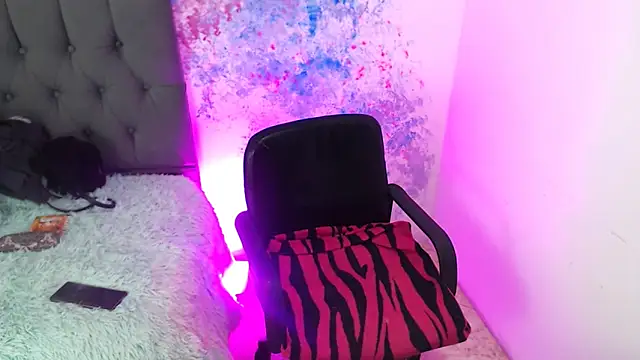 Snapshot of Alaska_atm chatting on February 1, 2025, 11:48 pm Alaska atm online show from February 1, 2025, 11:48 pm