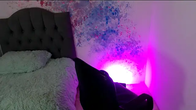 Snapshot of Alaska_atm chatting on September 10, 2025, 1:43 pm Alaska atm online show from September 10, 2025, 1:43 pm