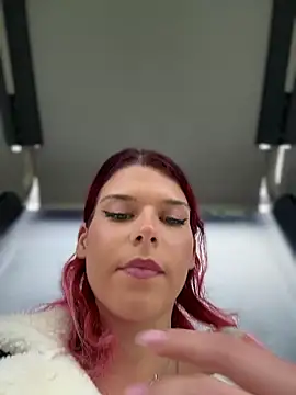 RiriRoseey online show from November 21, 2025, 8:35 am