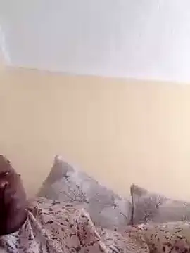 Sugarbaby32 online show from March 11, 2025, 6:08 am