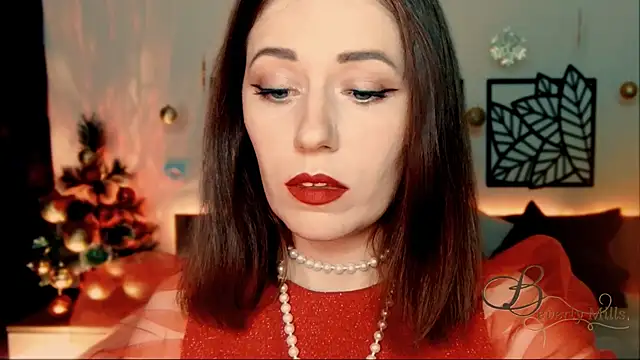 MissBeverlyMills online show from December 22, 2024, 5:53 pm