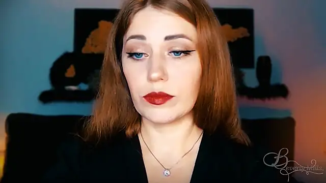 MissBeverlyMills online show from September 10, 2025, 7:13 pm